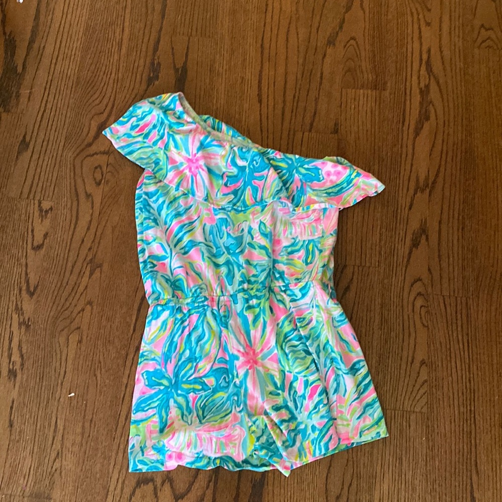 Lilly Pulitzer romper size xl (12-14)